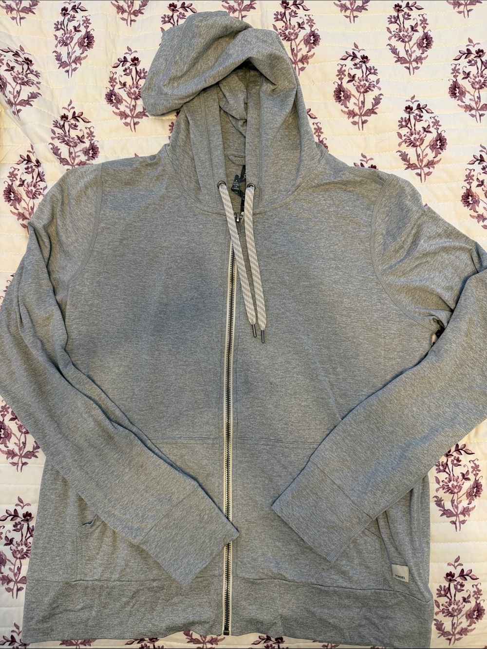 Vuori halo performance hoodie